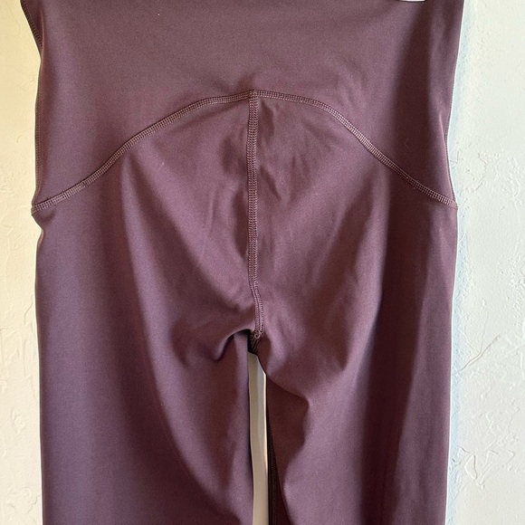 Spanx Chocolate Brown High-Waisted Slimming Activewear 3/4 Length Leggings Sz M - Picture 6 of 10